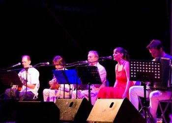 Αφιέρωμα στον Θεόδωρο Πολυκανδριώτη στο Αίθριο Θέατρο