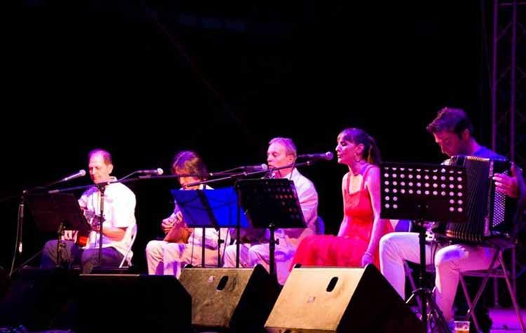 Αφιέρωμα στον Θεόδωρο Πολυκανδριώτη στο Αίθριο Θέατρο