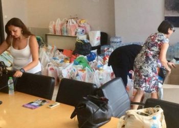 Μαζική η προσφορά δημοτών προς τους πυροπαθείς