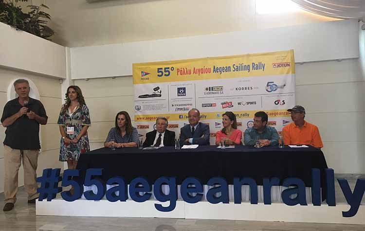 Ο Γιάννης Θεοδωρακόπουλος στην εκκίνηση των σκαφών του ιστορικού Ράλι Αιγαίου