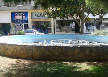 «Γιατί δήμαρχε έχετε εγκαταλείψει την πόλη και τους πολίτες;»