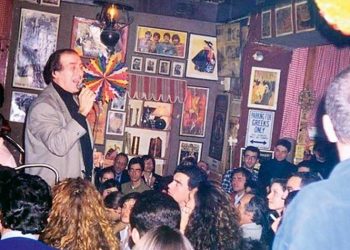 Τραγουδοποιοί μενεστρέλοι