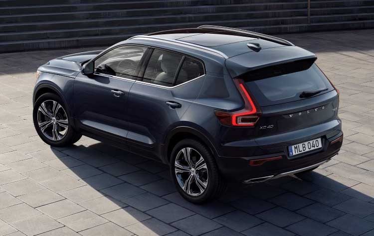 Νέες εκδόσεις Τ3 και D3 για το Volvo XC40