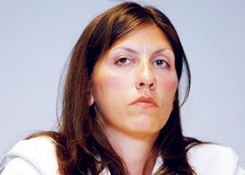 Zωή Κωνσταντοπούλου: Εναντίον όλων (ξανά)