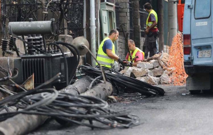 Έκκληση για μηχανήματα και χέρια στο Δήμο Μαραθώνα