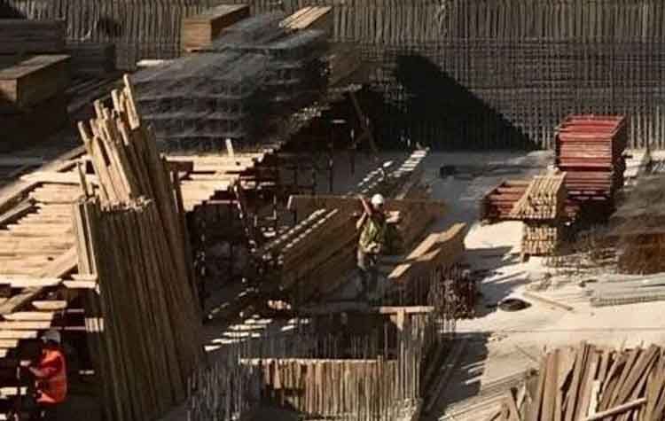 «Μεταμεσονύχτιες αποφάσεις που αλλοιώνουν το Μαρούσι»