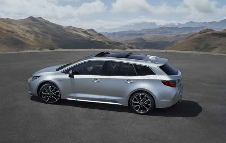 Νέο Corolla Touring Sports
