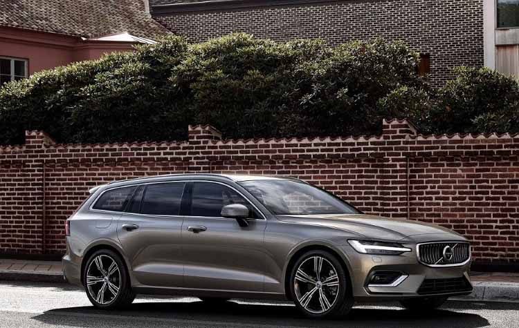Νέο Volvo V60: Tο premium wagon της νέας εποχής βρίσκεται στην Ελλάδα