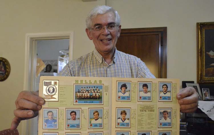 «Αυτοκολλητομανία» για παγκόσμιο ρεκόρ