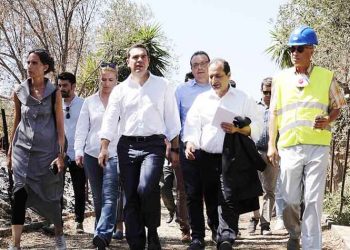 Τσίπρας στο Μάτι: Επίσκεψη με νόημα