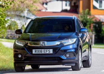 Η Honda αποκαλύπτει το ανανεωμένο HR-V με ευχάριστες εκπλήξεις