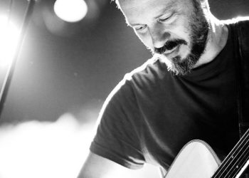 Aλκίνοος Ιωαννίδης solo στο Θέατρο Ρεματιάς