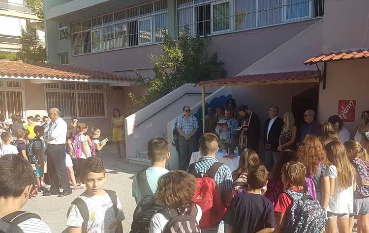 Αγιασμός με εξαγγελίες για νέα έργα