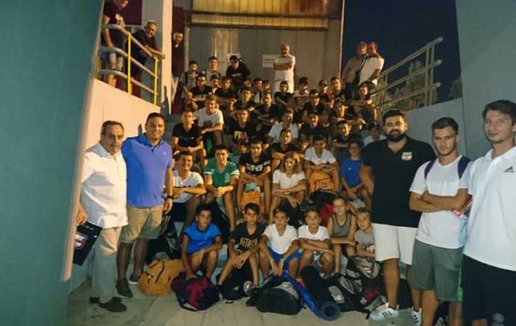 Στην προπόνηση του Νηρέα Χαλανδρίου ο Θοδωρής Βλάχος