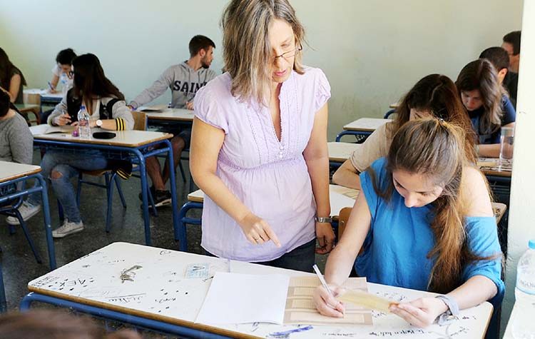 Πανελλαδικές: «Δέσμες» άνευ… Λατινικών