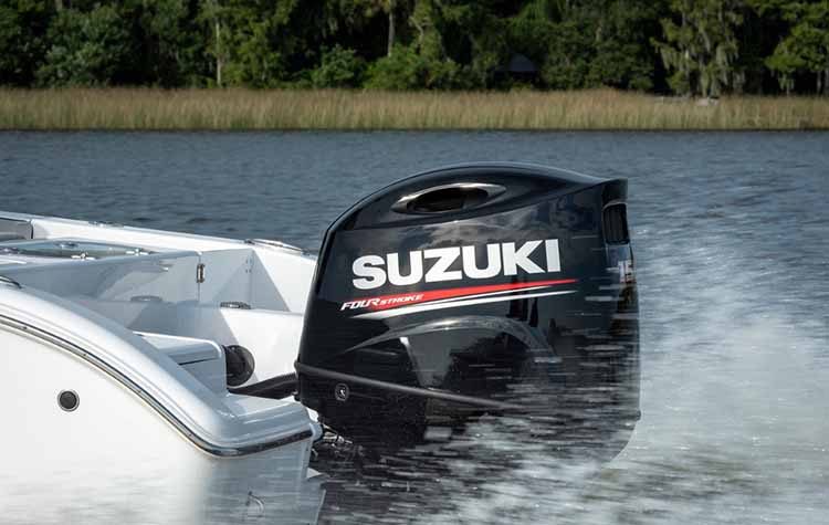 H Suzuki Marine βραβεύει τη NIK. I. ΘΕΟΧΑΡΑΚΗΣ Α.Ε. στο Ναυτικό Σαλόνι της Γένοβας