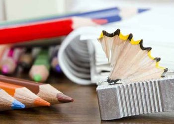 Συλλογή σχολικών ειδών από την Ένωση Γονέων για τα ειδικά σχολεία της Νέας Μάκρης