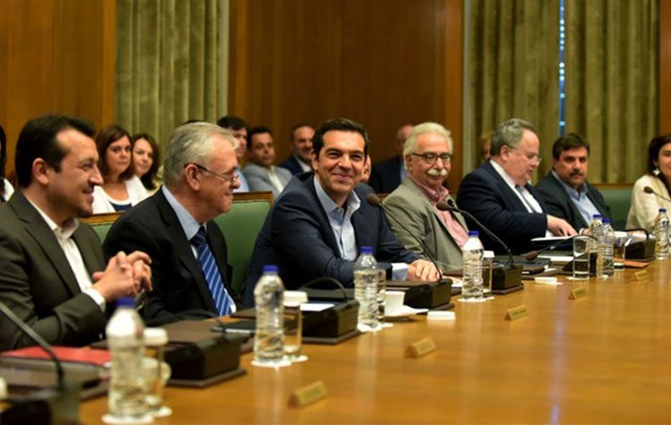 Δέσμευση ότι δεν θα ρίξουν την κυβέρνηση ζήτησε ο Αλέξης Τσίπρας από τους υπουργούς
