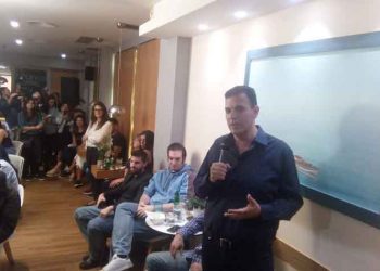 Γιώργος Καραμέρος: «Θα είμαι υποψήφιος δήμαρχος Αμαρουσίου»