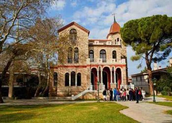 «Ταξίδι» στο χρόνο και την ιστορία