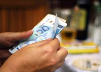 Οικονομικό βοήθημα ενόψει Χριστουγέννων από τον Δήμο