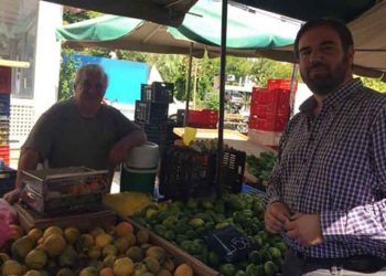 Στην κεντρική λαϊκή αγορά του Ηρακλείου ο Γιώργος Παπαδημητρίου