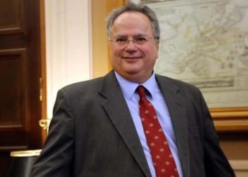 Παραιτήθηκε ο Νίκος Κοτζιάς - Το ΥΠΕΞ αναλαμβάνει ο Αλέξης Τσίπρας