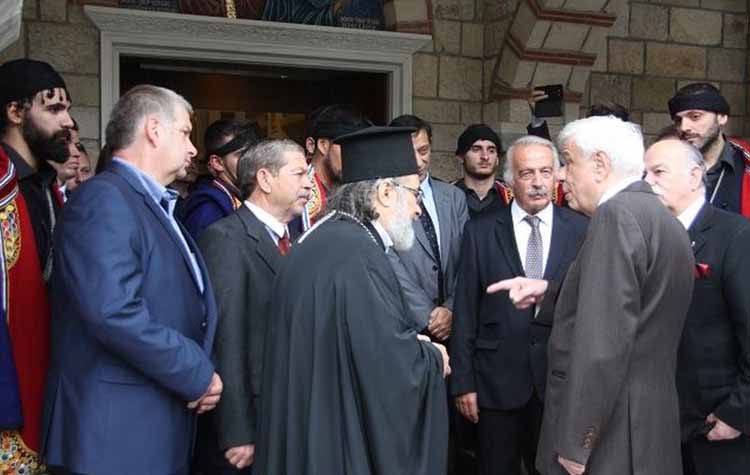 Ο Προκόπης Παυλόπουλος στον Ιερό Ναό Αγίας Παρασκευής στη Νέα Πεντέλη