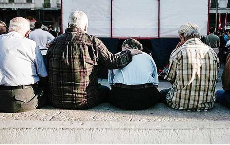 Συντάξεις & μέρισμα