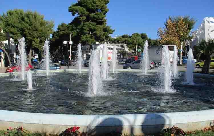 Ο Δήμος Κηφισιάς αποκαθιστά την λειτουργία συντριβανιών