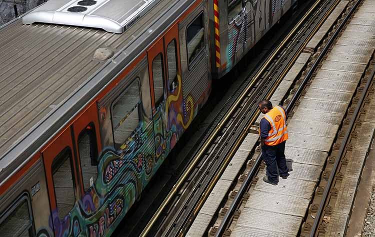 Νεκρός άνδρας στις ράγες του ΗΣΑΠ στον Άγιο Νικόλαο