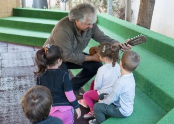 Η μουσική «ταξιδεύει» στους βρεφονηπιακούς σταθμούς