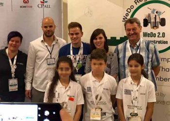 Στην κορυφή του κόσμου οι RoboEinsteins