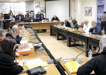 Mετ’ εμποδίων το «όχι» του Δημοτικού Συμβουλίου στη δημιουργία καζίνο