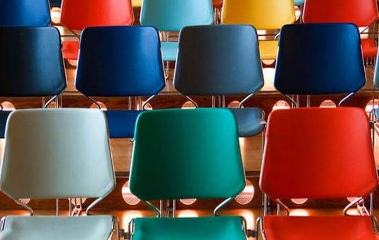 Ανοικτή πρόσκληση για εκπαιδευτές ενηλίκων στα κέντρα διά βίου μάθησης