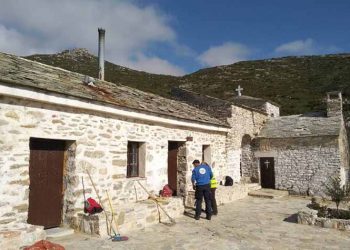 Εθελοντικός καθαρισμός στο εξωκλήσι των Αγίων Ασωμάτων από τον ΣΠΑΠ