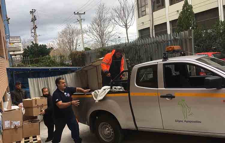 Παράδοση τροφίμων στην Κιβωτό του Κόσμου από το Μαρούσι