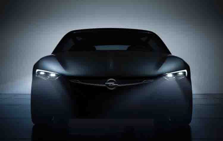 Ασφάλεια στο σκοτάδι με νέες τεχνολογίες φωτισμού από την Opel