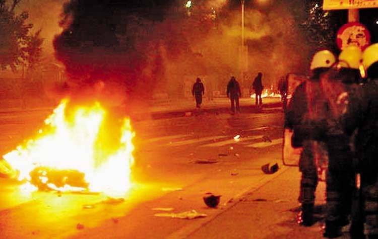 Πολυτεχνείο: Πάλι μια από τα ίδια