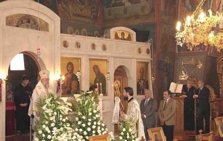 Ο Δήμαρχος στην Θεία Λειτουργία του Ιερού Ναού  Ζωοδόχου Πηγής