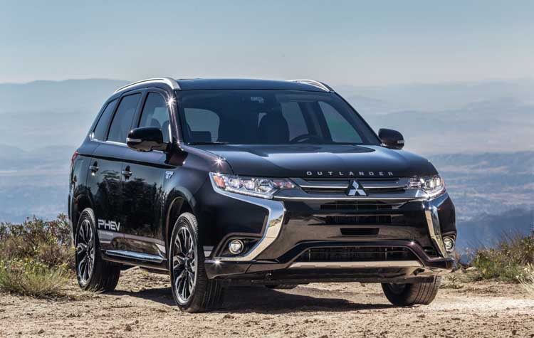Το Mitsubishi Outlander PHEV αναδείχτηκε «Πράσινο SUV της χρονιάς»