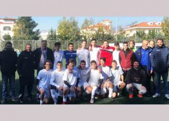 Ο Κάρλος Κεϊροζ επισκέφτηκε την ακαδημία της Α.Ε. Κηφισιάς