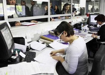 Μας «έπνιξαν» οι φόροι