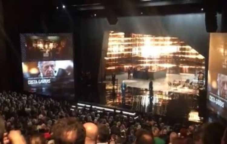 Ο Κώστας Γαβράς τιμήθηκε από την Ευρωπαϊκή Ακαδημία Κινηματογράφου