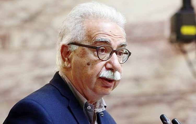 Παιδεία: Με εξετάσεις και… άνευ