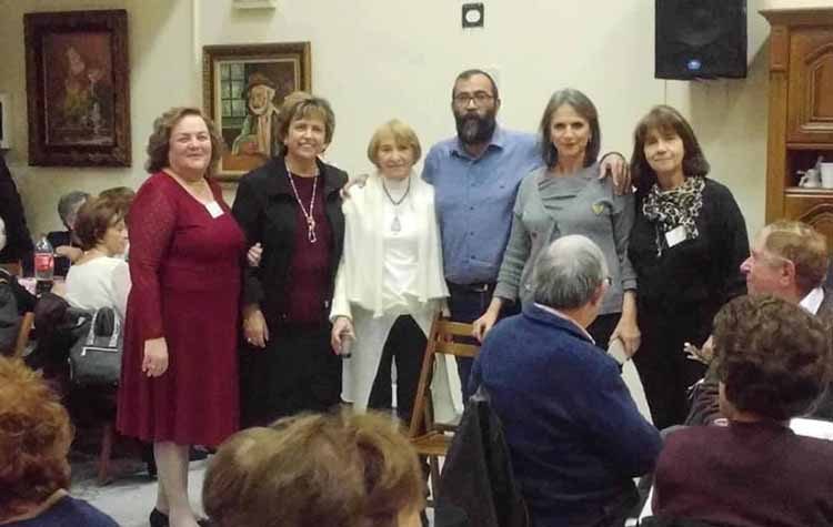 Χριστουγεννιάτικη oμάδα αγάπης του ΚΑΠΗ Αμαρουσίου