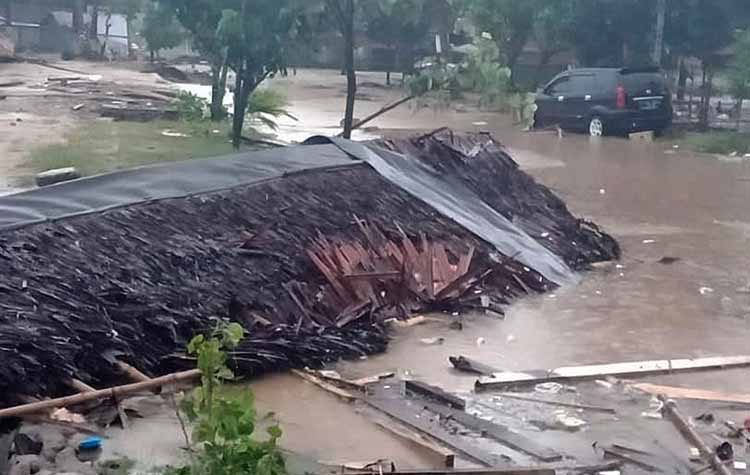 Τσουνάμι στην Ινδονησία: 429 οι νεκροί από το τσουνάμι
