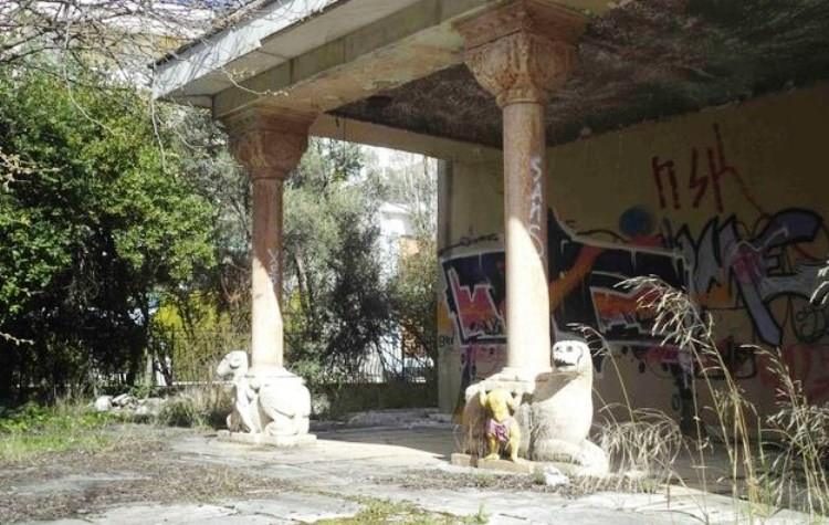 Ανοίγει ο δρόμος για την ανάπλαση του κτήματος Ιόλα – Τι αποφάσισε το Δημοτικό Συμβούλιο