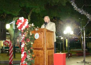 «Μύρισε» Χριστούγεννα στην πλατεία Αγίου Γεωργίου Μελισσίων