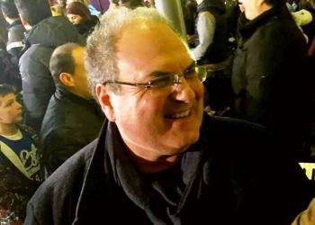 Αυλαία εορταστικού προγράμματος από τον Δήμο